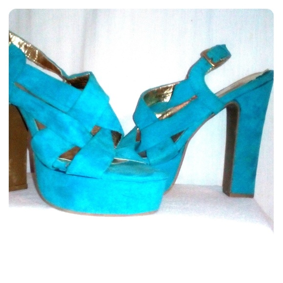 Massino sz8 yeal faux suede platform heels - Picture 1 of 7